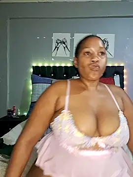 Toya P online show from November 2025 07:46:02 PM