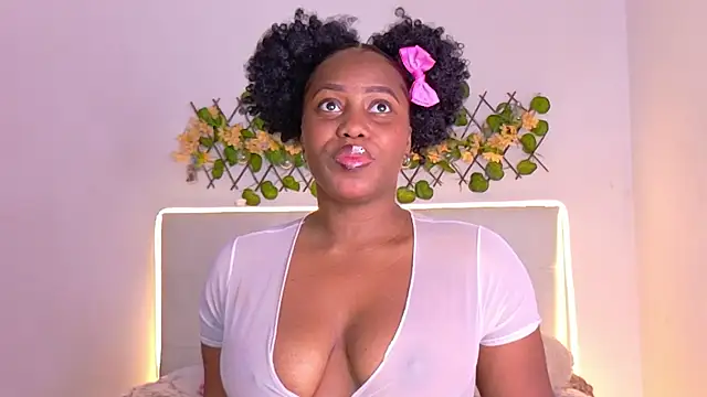 Snapshot of choco_dessert_ chatting on October 2025 06:37:01 AM choco dessert  online show from October 2025 06:37:01 AM