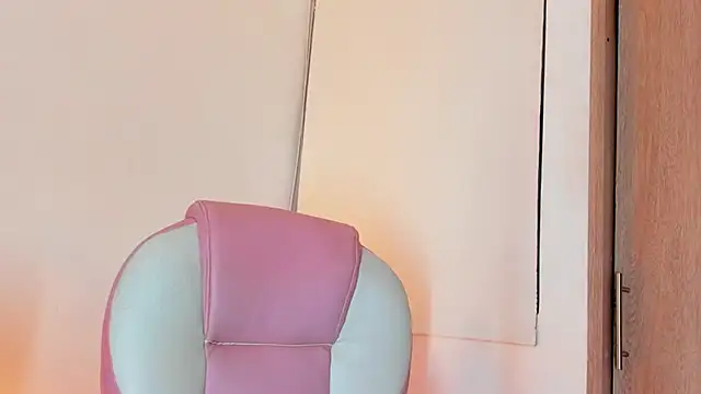 Snapshot of AnastaciaBlake chatting on December 2024 07:03:01 AM AnastaciaBlake online show from December 2024 07:03:01 AM