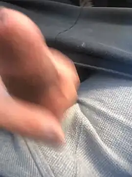 Snapshot of Lun4chuut chatting on March 2025 02:32:02 PM Lun4chuut online show from March 2025 02:32:02 PM