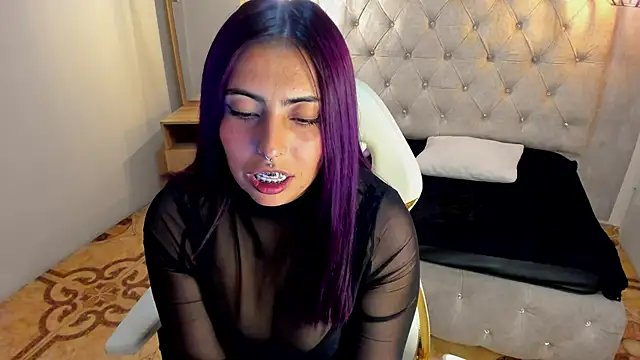 Snapshot of Alice_Laurentt chatting on January 2025 09:18:02 AM Alice Laurentt online show from January 2025 09:18:02 AM