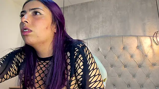 Snapshot of Alice_Laurentt chatting on January 2025 06:01:02 AM Alice Laurentt online show from January 2025 06:01:02 AM