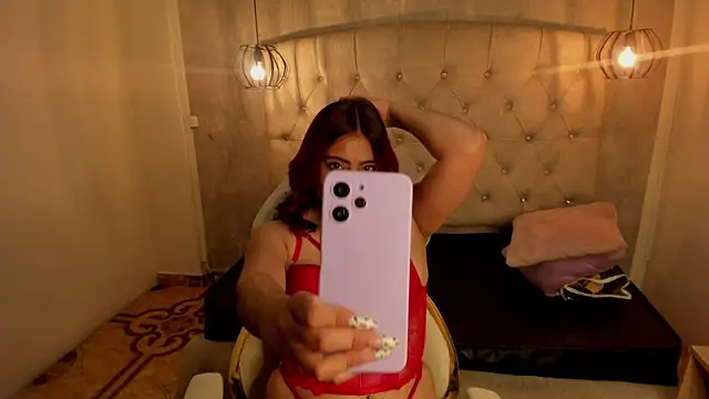 Snapshot of Alice_Laurentt chatting on February 2025 06:12:02 AM Alice Laurentt online show from February 2025 06:12:02 AM