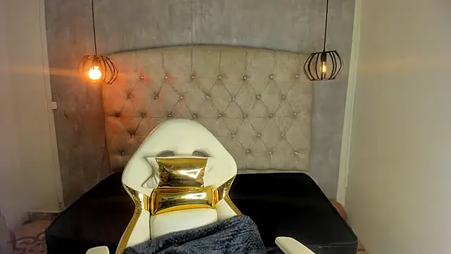 Snapshot of Alice_Laurentt chatting on February 2025 02:53:01 AM Alice Laurentt online show from February 2025 02:53:01 AM