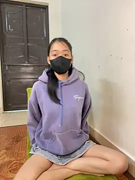 DA-EUN online show from December 2024 03:27:02 AM