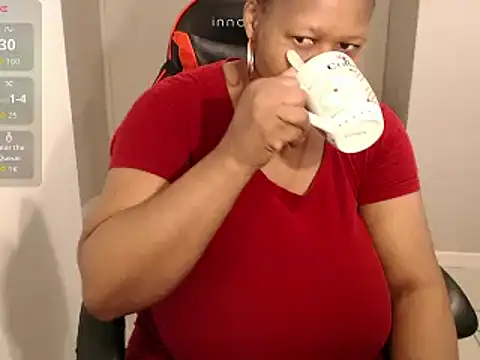 bustylisa1983 online show from October 2025 05:47:02 AM