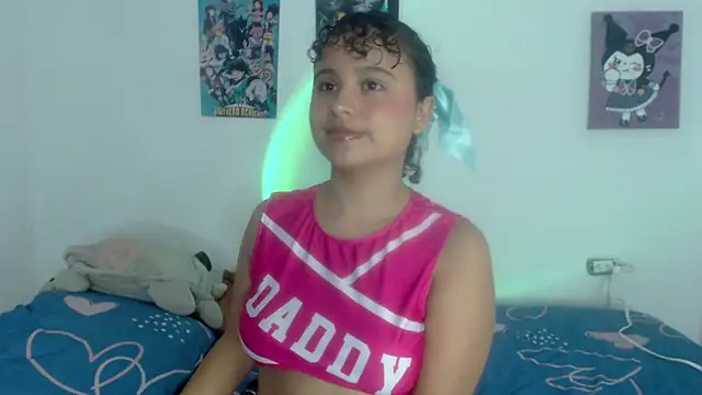 Snapshot of lou_cute chatting on January 2025 10:06:01 PM lou cute online show from January 2025 10:06:01 PM