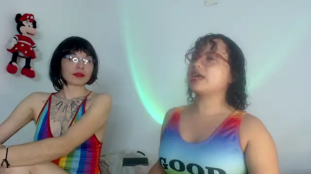 Snapshot of lou_cute chatting on February 2025 03:08:01 AM lou cute online show from February 2025 03:08:01 AM