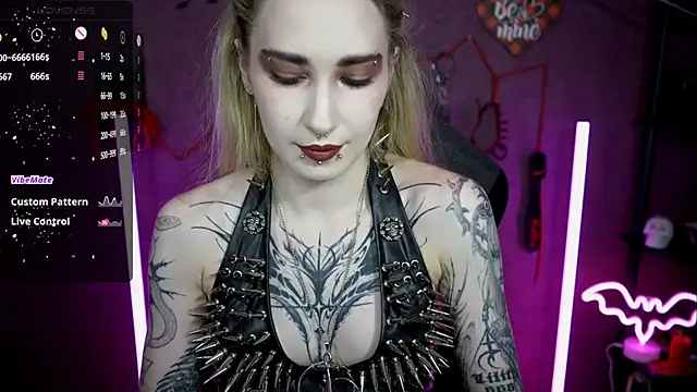 Snapshot of amywhitenessxx chatting on April 2026 12:57:02 PM amywhitenessxx online show from April 2026 12:57:02 PM