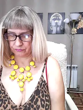 koroleva70 online show from September 2025 10:18:01 AM