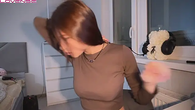 YourOblivion online show from February 2025 05:49:02 PM