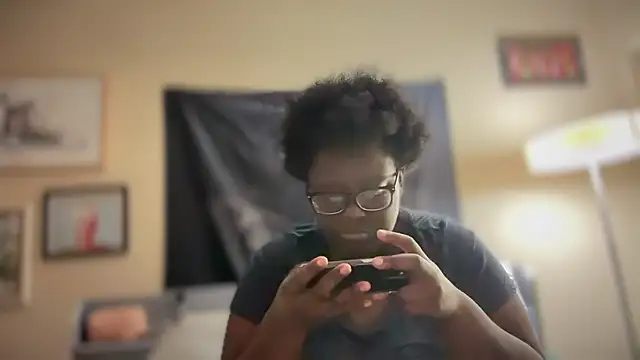 Yagurl  west online show from January 2025 12:58:01 PM