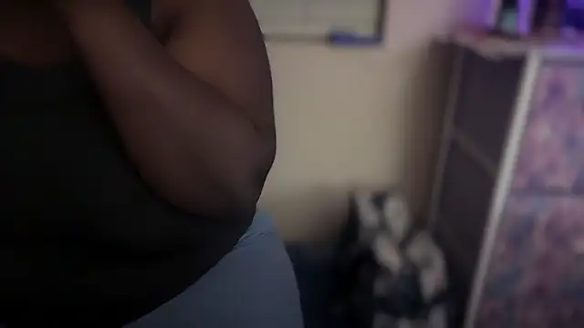 Yagurl  west online show from February 2025 04:01:02 AM