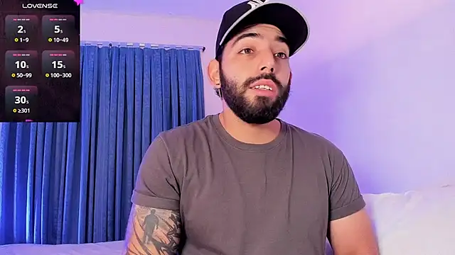 Snapshot of leo_thewolf_ chatting on October 2025 07:47:01 PM leo thewolf online show from October 2025 07:47:01 PM