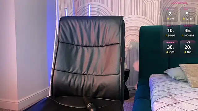 Snapshot of viviann_evans chatting on April 2026 12:36:02 AM viviann evans online show from April 2026 12:36:02 AM