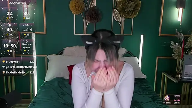 Snapshot of PennyMay chatting on December 2024 03:29:02 AM PennyMay online show from December 2024 03:29:02 AM