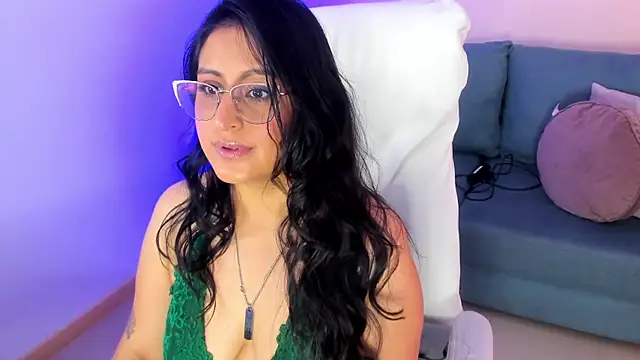 Snapshot of Amber_gold_ chatting on July 2026 04:30:01 AM Amber gold online show from July 2026 04:30:01 AM