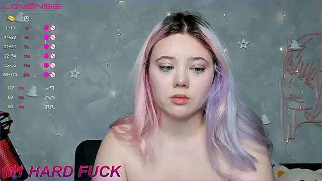   KawaiiYuki   online show from January 2025 12:00:01 PM