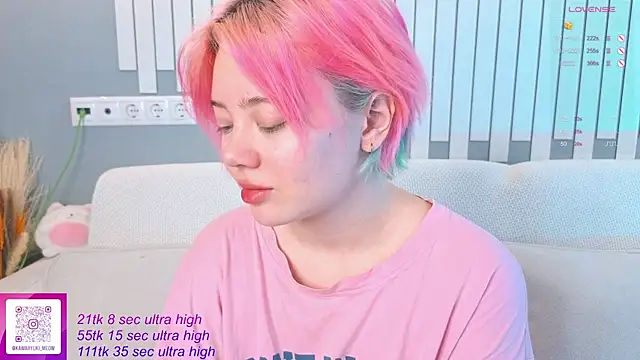   KawaiiYuki   online show from October 2025 06:57:01 AM