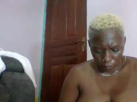 Snapshot of Poisonous_Ivy chatting on December 2024 11:50:02 AM Poisonous Ivy online show from December 2024 11:50:02 AM