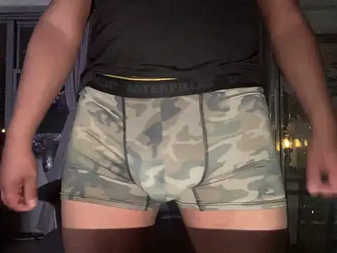 Snapshot of ThickDick_Daddy chatting on March 2026 07:36:02 AM ThickDick Daddy online show from March 2026 07:36:02 AM