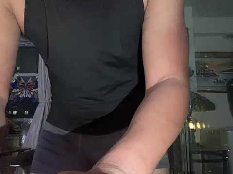 Snapshot of ThickDick_Daddy chatting on April 2026 06:05:01 AM ThickDick Daddy online show from April 2026 06:05:01 AM