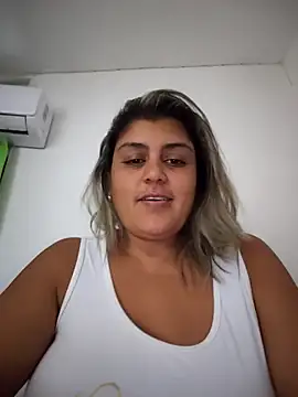 Snapshot of AlyDenalioficial chatting on March 2026 06:02:01 PM AlyDenalioficial online show from March 2026 06:02:01 PM
