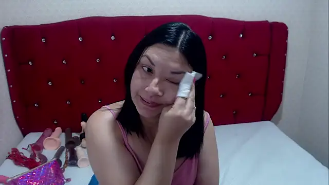 Snapshot of AdaFawxx chatting on September 2025 04:24:02 AM AdaFawxx online show from September 2025 04:24:02 AM