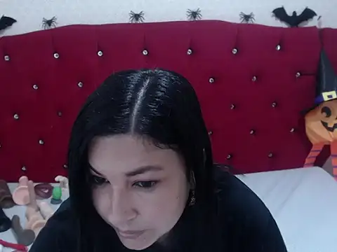 Snapshot of AdaFawxx chatting on October 2025 03:03:02 AM AdaFawxx online show from October 2025 03:03:02 AM