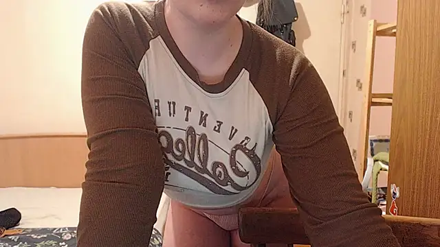 Snapshot of Chmiri_cb chatting on January 2025 04:20:01 AM Chmiri cb online show from January 2025 04:20:01 AM