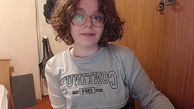 Snapshot of Chmiri_cb chatting on January 2025 06:24:02 AM Chmiri cb online show from January 2025 06:24:02 AM