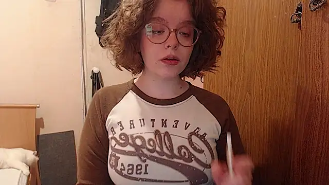 Snapshot of Chmiri_cb chatting on February 2025 05:39:01 AM Chmiri cb online show from February 2025 05:39:01 AM