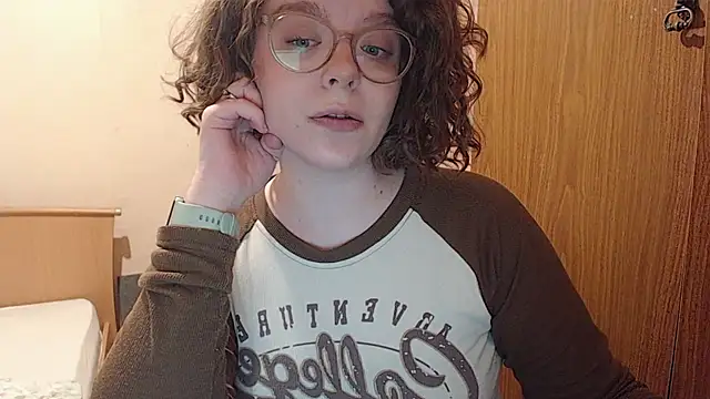 Snapshot of Chmiri_cb chatting on February 2025 12:28:01 PM Chmiri cb online show from February 2025 12:28:01 PM