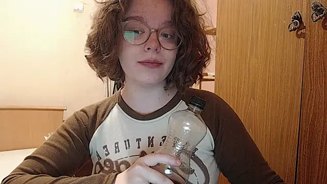 Snapshot of Chmiri_cb chatting on February 2025 12:39:02 PM Chmiri cb online show from February 2025 12:39:02 PM