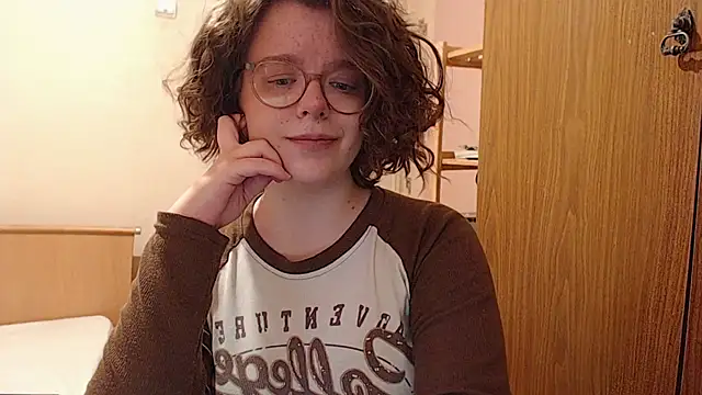 Snapshot of Chmiri_cb chatting on February 2025 09:26:02 AM Chmiri cb online show from February 2025 09:26:02 AM