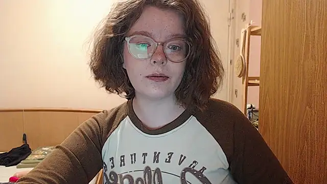 Snapshot of Chmiri_cb chatting on March 2025 01:09:01 PM Chmiri cb online show from March 2025 01:09:01 PM