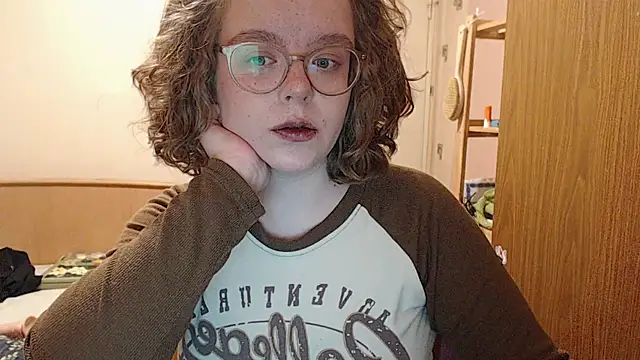 Snapshot of Chmiri_cb chatting on March 2025 09:56:02 AM Chmiri cb online show from March 2025 09:56:02 AM