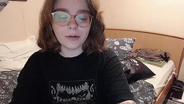 Snapshot of Chmiri_cb chatting on September 2025 02:43:01 PM Chmiri cb online show from September 2025 02:43:01 PM