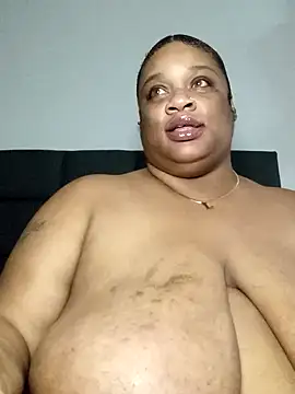 Snapshot of NaughtyHottieBBW chatting on February 2025 05:20:01 AM NaughtyHottieBBW online show from February 2025 05:20:01 AM