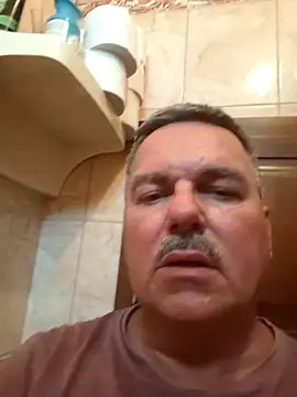 Snapshot of Tbone17 chatting on April 2026 06:43:02 AM Tbone17 online show from April 2026 06:43:02 AM