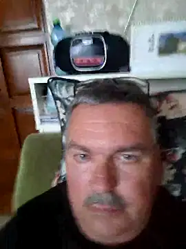 Snapshot of Tbone17 chatting on April 2026 03:50:02 PM Tbone17 online show from April 2026 03:50:02 PM