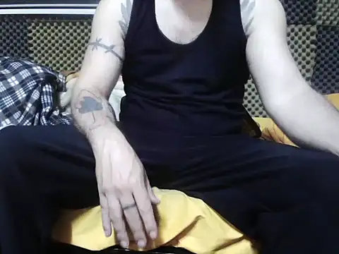 Arabeyes online show from November 2025 08:20:02 PM