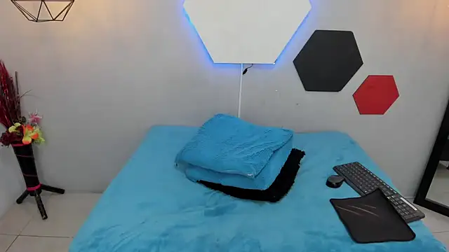 martinaclark online show from March 2025 10:11:02 AM