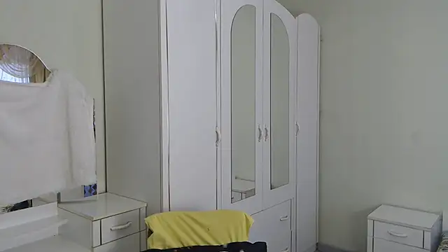 Zoro1999 online show from March 2025 12:04:02 PM