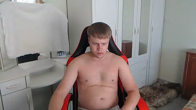 Zoro1999 online show from September 2025 10:48:02 AM