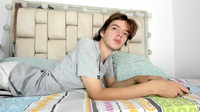 daniel hot03 online show from January 2026 01:26:01 PM