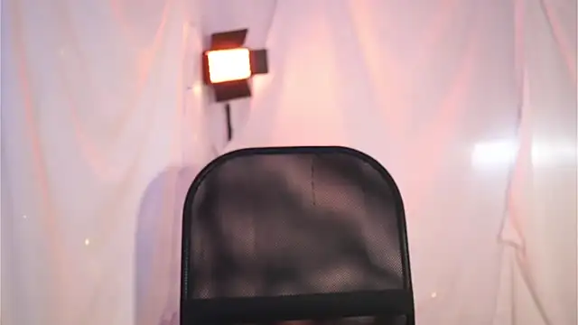 JulietaWinona online show from November 2025 10:09:02 PM