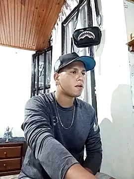 Peterking11 online show from November 2025 10:48:01 AM