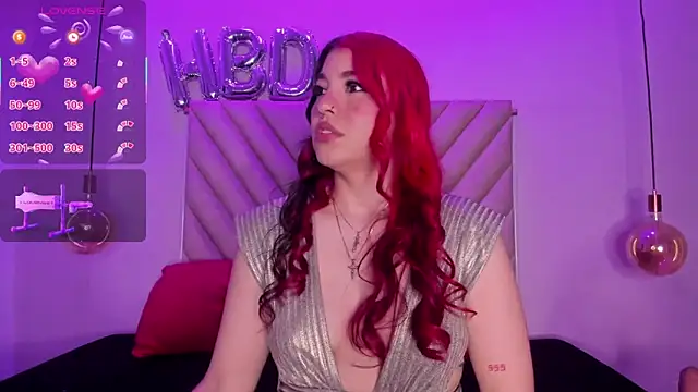 Snapshot of EmmaSwift_ chatting on September 2025 02:00:02 AM EmmaSwift online show from September 2025 02:00:02 AM