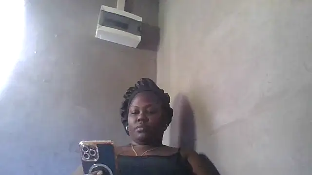 Snapshot of XgeileKutje chatting on October 2025 12:00:02 PM XgeileKutje online show from October 2025 12:00:02 PM